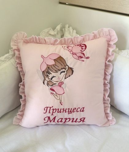 Бродирана персонализирана възглавничка за бебе "Фея" - розово  - 40/40см.