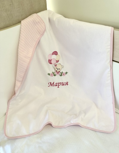 Персонализирано бебешко одеяло с бродерия "Мече" - розово