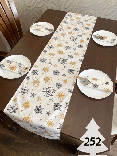 Коледен комплект за маса "Снежинки" - 252