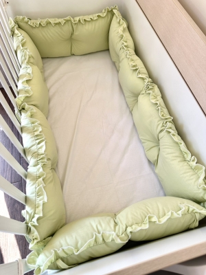 Green crib bumpers