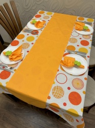 Комплект за маса "Оранжево настроение"