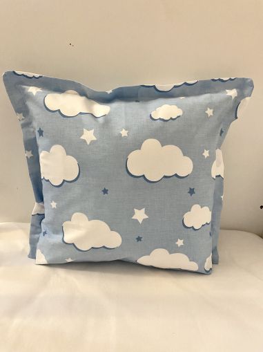 Бебешка калъфка за възглавничка "Сини облачета"