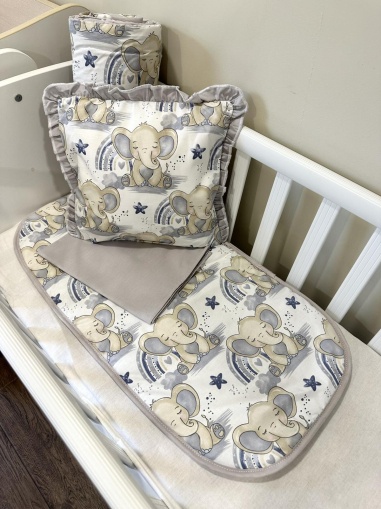 Baby stroller set + leak-proof mat "Elephants"