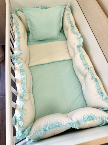 Бебешки спален комплект 8 части с обиколници "Мента/ Екрю"