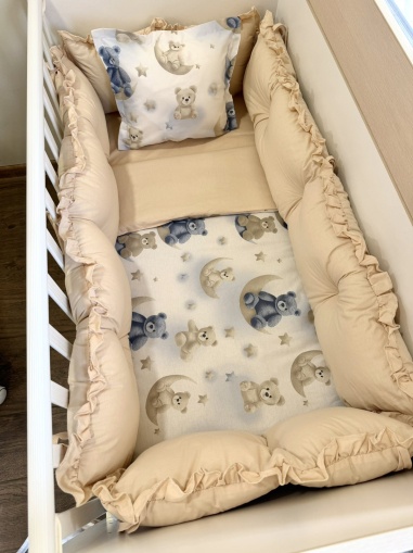 Бебешки спален комплект 8 части с обиколници "Лунна приказка" - синьо