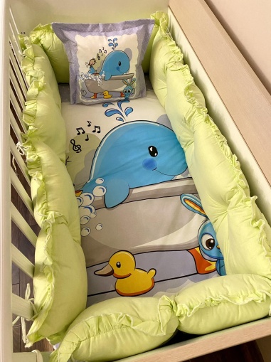 Луксозен бебешки спален комплект 8 части с обиколници "Кит"