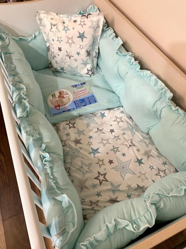 Бебешки спален комплект 8 части с обиколници "Звезди" - мента