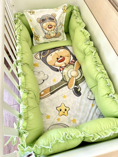 Бебешки спален комплект "Пилотче"