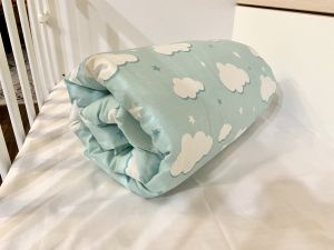 Бебешка олекотена завивка "Зелени облачета"