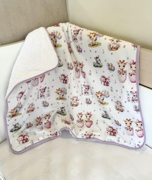 Бебешко поларено одеяло "Весели мъници" - лилаво 