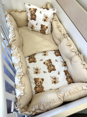 Бебешки спален комплект 8 части "Весел мечо"