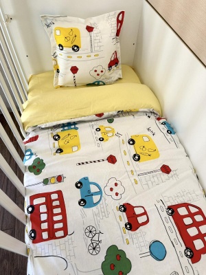 Бебешки спален комплект "Автобусчета"